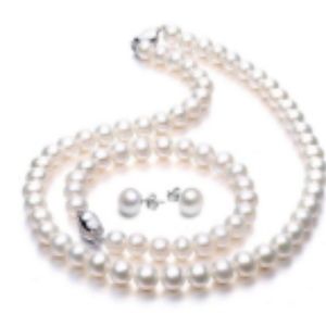 Freshwater Cultured Pearl Necklace Set Includes St